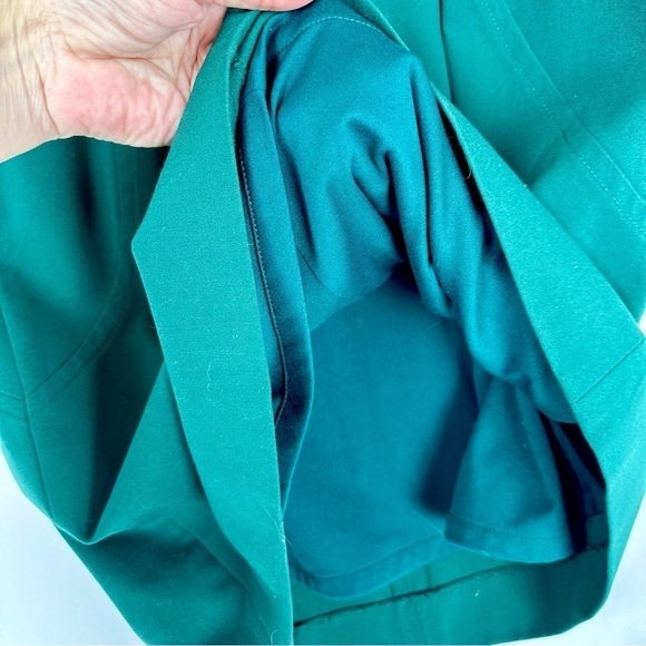 Tahari Arthur S. Levine Emerald Green Pocket Sheath Dress Size 8 - Picture 8 of 9